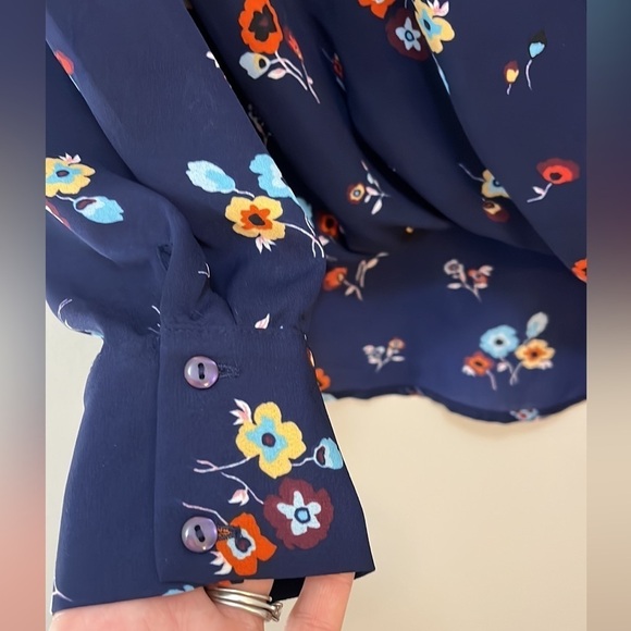 draped boho Blouse Long sleeve high-low Navy Floral semi-sheer Top size medium - Picture 5 of 9